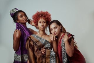 Luxury Hand-woven Patterned Shawls